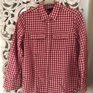 Gap button up